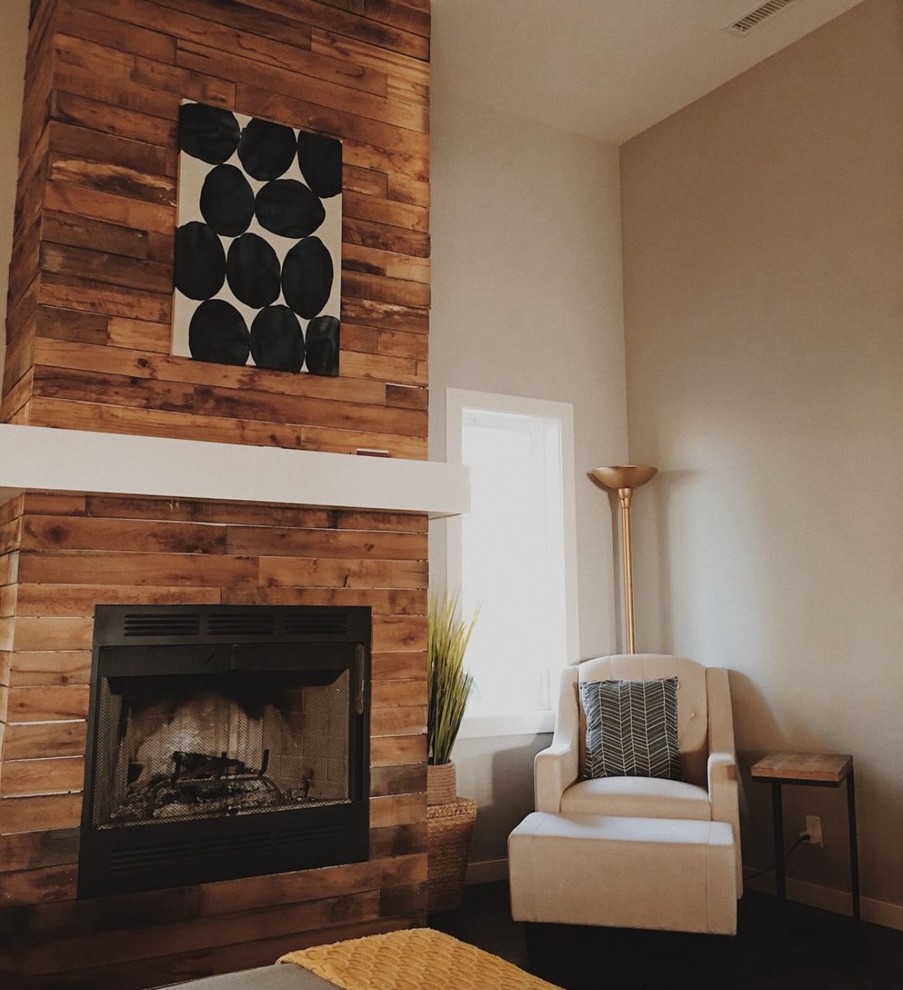 Spread love at home this Valentine’s Day with Total Home Manager’s expertise. Transform your space into a sanctuary of care and comfort.