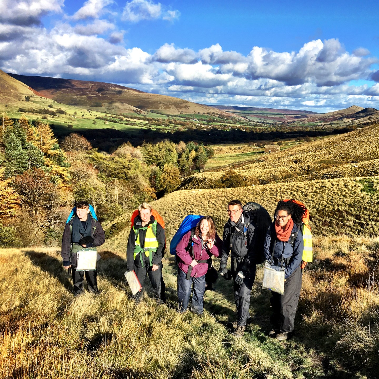 DofE Gold Expedition - The Dark Peak District - At the Head of the Valley
#dofe
#dofegold
#dofegoldexpedition
#darkpeakdistrict