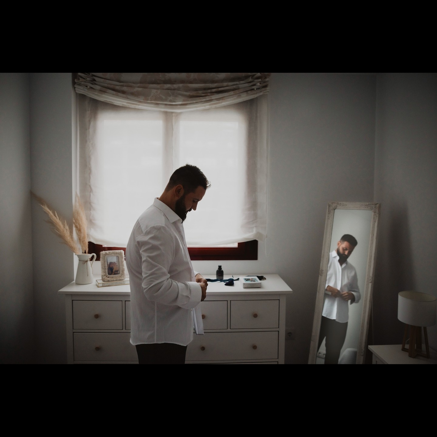 Laura ❤️ Fernando
Momentos íntimos antes del "si quiero"
www.juanvacasbodas.com
#fotografobodascordoba
#fotografobodassevilla
#fotografobodasmalaga
#fotografodebodas
#fotografo
#bodacordoba
#bodasbonitas
#bodas
#wedding
#weddingphotography
#novias
#novios