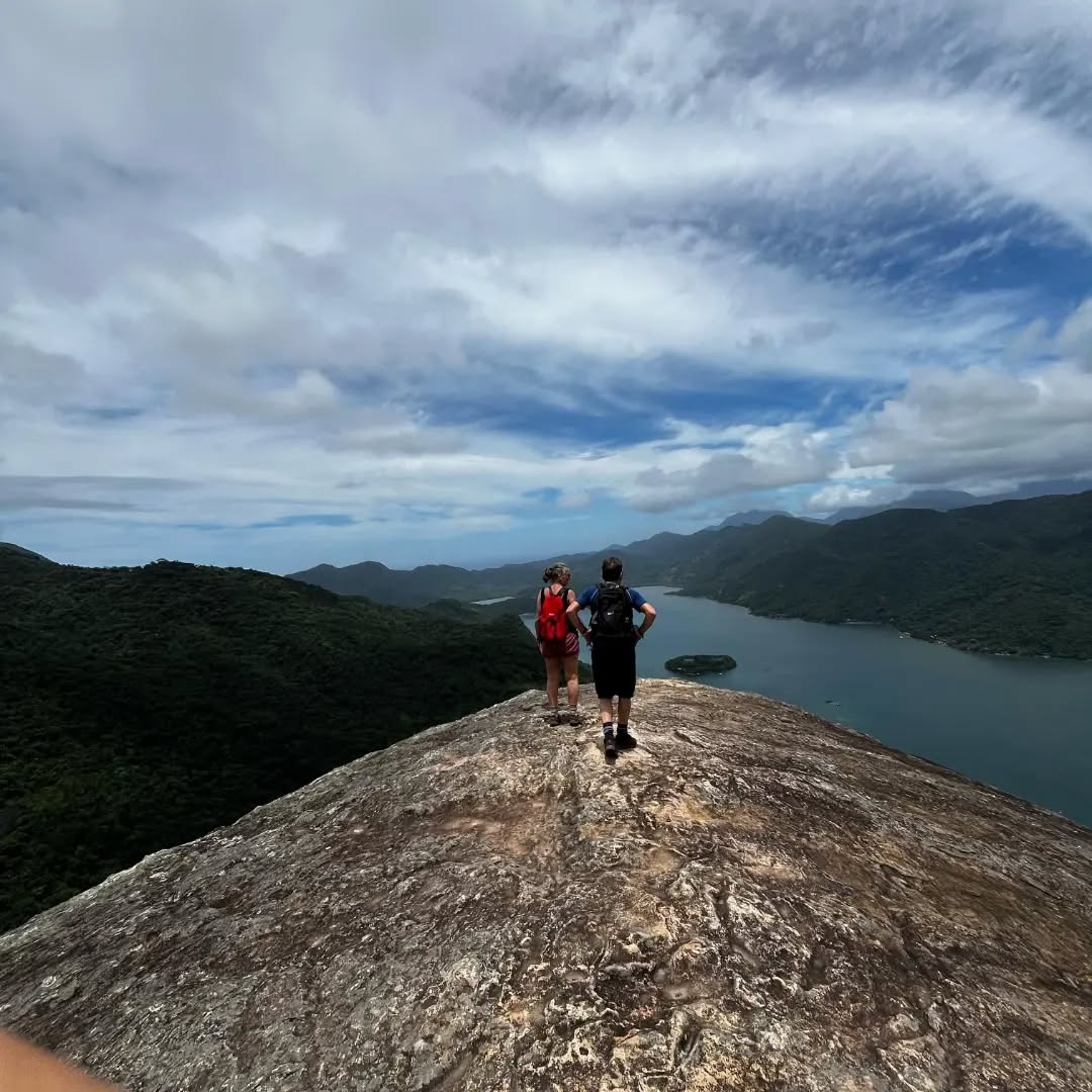 Hoje teve Pico do Mamanguá e Kayak Tour!
Opções para todos os gostos, Mar e Montanha!
#Paraty #natureza #kayaktour #vacation #brazil
