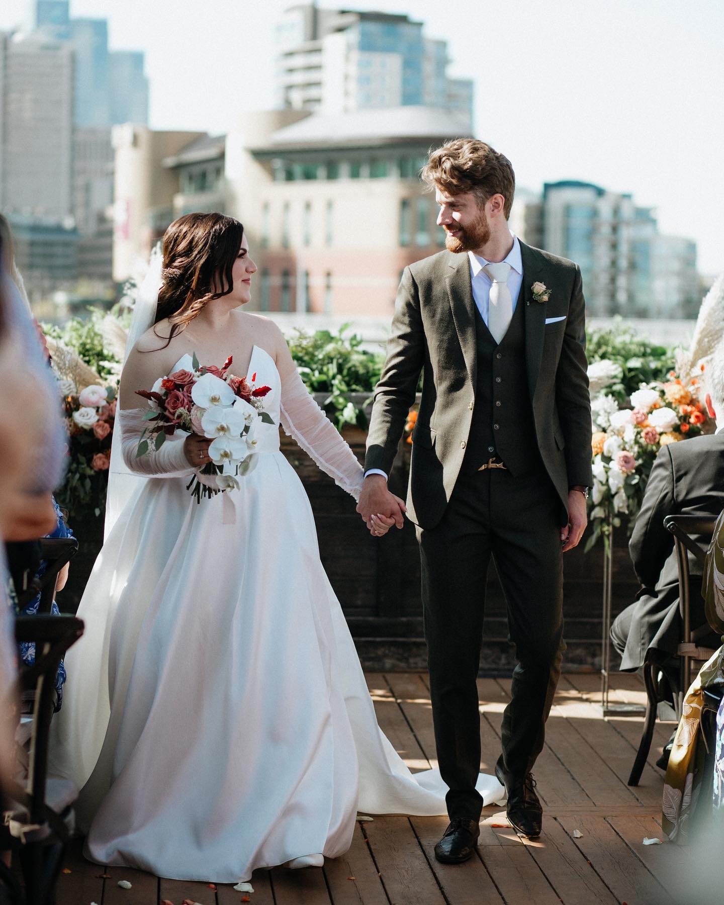 Happy Monday Lovers ✨
____
Taken with @oleajanes_photography