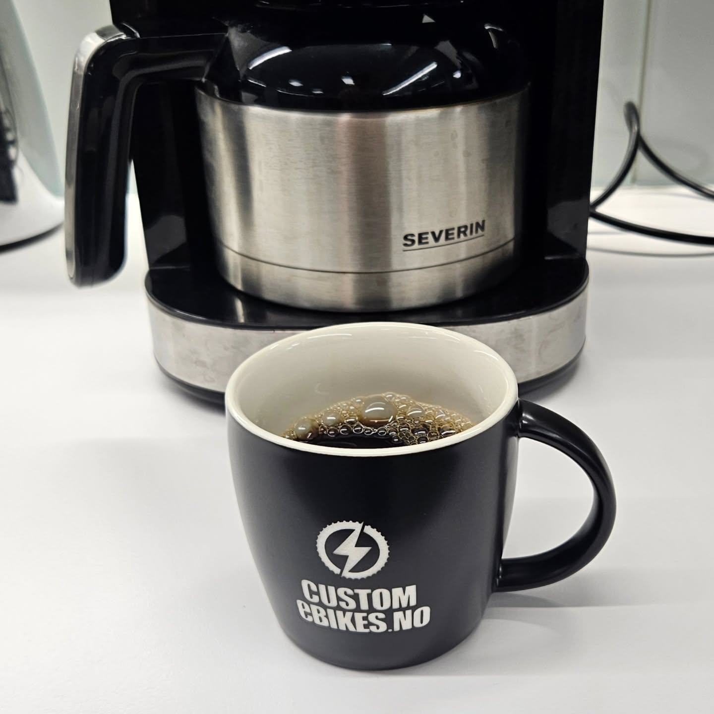 Litt merch kommet inn, kopper, tshirts, hoodies å kepser i lager 😁