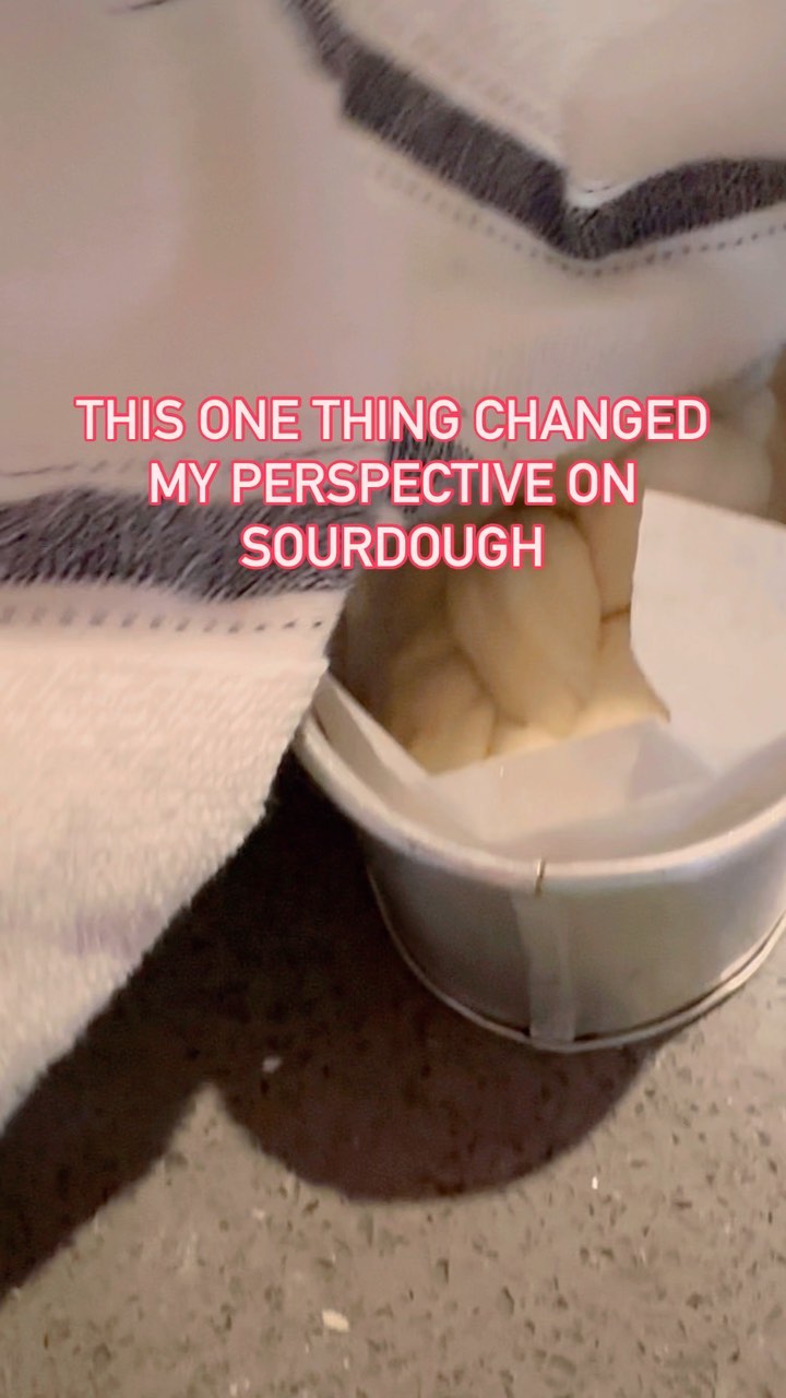 This is hands down my new obsession 💯
When you remove the hype around sourdough and look at it for what it is - wild yeast - you realize the sky is the limit! And that my friends, is the one thing that changed my perspective on sourdough.
Take any yeast dough and turn it sourdough, now it’s good for your gut and helps you process the gluten 🤯
Follow along and I’ll show you how easy it is! Coming soon 😉🤫
Thank me later 😘
#sourdough #challah #jewishfood #tgis