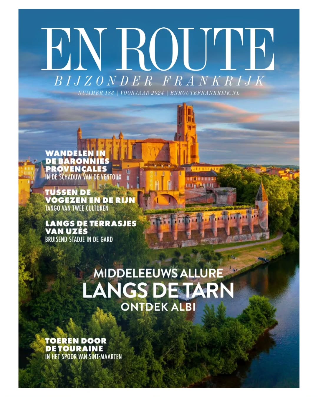 We staan in En Route! 🤩
Op uitnodiging schreven we voor dit tijdschrift over bijzonder Frankrijk een artikel over onze prachtige omgeving, het noorden van de Tarn. En het staat ook nog eens op de cover 😃
In de reportage nemen we je mee naar charmante stadjes, ruige natuur en verleidelijke wijngaarden. Vier hoogtepunten, goed voor vier afwisselende vakantiedagen. Oh, le château! is natuurlijk de perfecte uitvalsbasis voor al deze vakantiepret 🌞
Wat vinden jullie ervan? Een mooie vakantiebestemming, toch? 🥰
Merci @michiel_bom @boutet.valerie @tourisme_segala_tarnais @enroutemagazine
‐-----------------------------------------
Publication dans En Route ! 🤩
Nous avons écrit un article sur notre belle environnement, le nord du Tarn, pour une magazine aux Pays-Bas. Évidemment le texte est en néerlandais, mais les super photos fournis par l'Office de Tourisme racontent la même histoire.
Nous vous emmenons à Albi, aux villages charmantes, à la nature sauvage et aux vignobles de Gaillac. Quatre incontournables, parfaits pour quatre jours de vacances. Oh, le château ! est bien sûr la base idéale pour tous ces plaisirs de vacances 🌞
Qu'est-ce que vous en pensez ? Ça donne envie? 🥰
#tarntourisme #tourismeoccitanie #segalatarnais #vakantiefrankrijk #vakantietip #bedandbreakfast #chambredhotesdecharme #ohlechateau #latoscaneoccitane #vinsdegaillac #gaillac #frankrijk #enroutemagazine #zuidfrankrijk #meivakantie #chambresdhotes #boutiquehotel #albi #citeepiscopale #michelbelinalbi #domainegayrard #monesties