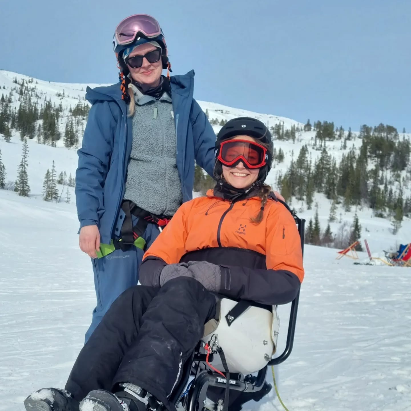 @banolife.no hadde med demo og alle kunne prøve sitski⛷️
Utedag med perfekte forhold i @merakeralpinsenter
#liveterbestute #sitski #banolife #meråkerkurbad