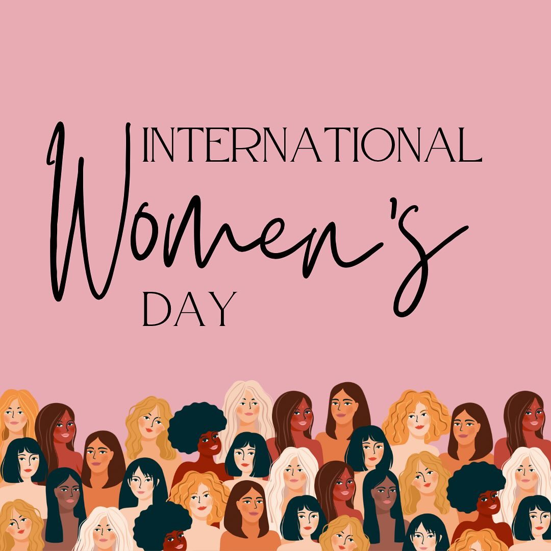 Happy International Women’s Day 💁🏼♀️🙎🏽♀️🙋🏾♀️🤰
Here’s to the women who surround me and support me. And here’s to my beautiful daughter 👩👧may you continue to be strong willed and use your voice 💖😆