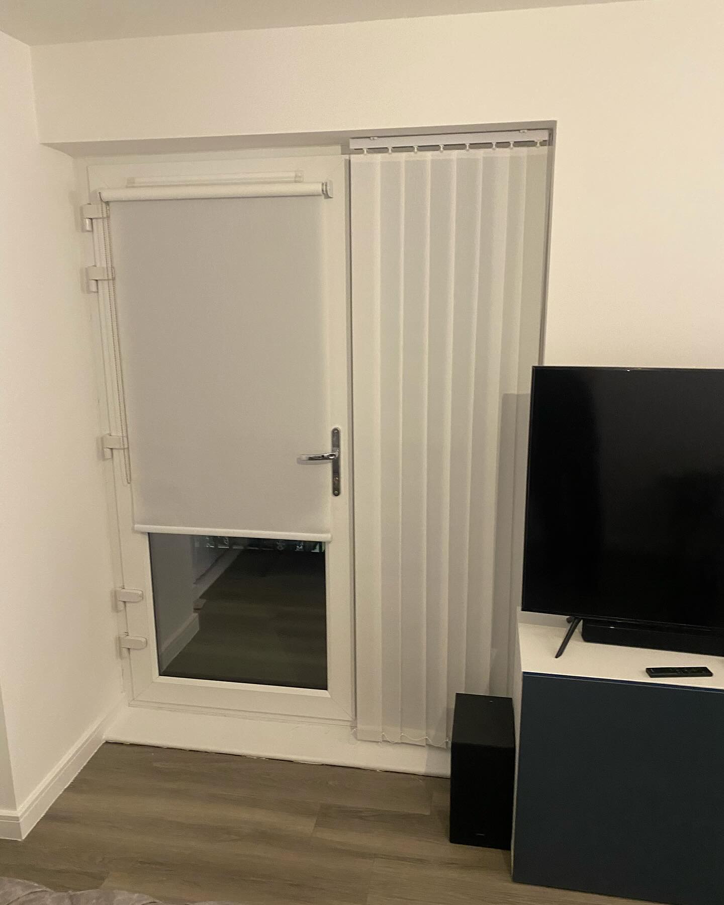 Our Blinds Complete This Apartment. Finished in Ice White Venetian and Vertical louvres, Get in Touch Today! #watford #hemelhempstead #chesham #hertfordshire #kingslangley #blinds #madetomeasure #homestyle #homeideas #hertforshirelife #herts #rollerblinds #venetianblinds #watford #london