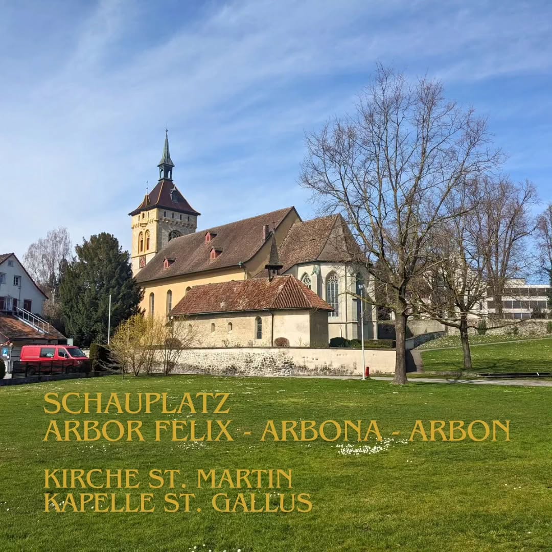 Autorenwochenende. Vergangenen Sa-So durfte ich ein kinderfreies Schreibwochenende am Hauptort meiner Romantrilogie um Marcus von Arbona verbringen. Nirgends hätte ich die letzten Feinheiten besser einarbeiten können als zwischen den Überresten des römischen Kastells und dem Bodensee mit freier Sicht bis zum Säntis; mit bester Bewirtung im gemütlichen @cafe_zwei in der Altstadt und im historischen Hotel @roemerhof_arbon - Es war traumhaft!
Damit ist die Reihe um #marcusvonarbona nun praktisch abgeschlossen und ich freue mich schon riesig auf die Veröffentlichung im Herbst. Nun folgt noch ein zweites Lektorat, die Covergestaltung und der Buchsatz. 🤗
Es heisst also Endspurt, denn zwei weitere Projekte warten ebenfalls auf ihre Veröffentlichung und all die anderen Ideen müssen endlich raus meinem Kopf. 😄
www.rafael-wagner.ch
#arborfelix #arbon #bodensee #ostschweiz #thurgau #schwaben #frühmittelalter #mittelalter #mittelalterroman #historischeromane #historischerroman #autorenaufinstagram #bookstagramswitzerland #schreibenmachtglücklich