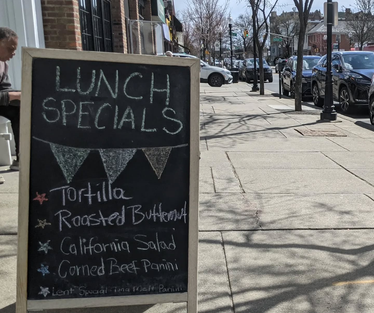 Happy St. Patrick's Day, Morristown 🍀 in honor of the warming weather, we've decided to expand our hours to include lunch on Sundays, so if you need that last fix of our specials (shout out to the corned beef panini ❤️) before we rotate them out, today's your day to enjoy them! In the meantime, enjoy the holiday and stay safe during the day's celebrations