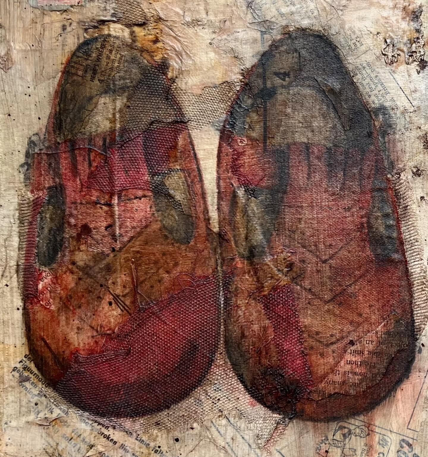 Delighted to have two pieces accepted in to the Friends of the RWA exhibition at the Royal West of England Academy in Bristol. It’s on until the end of April and well worth a visit if you are in Bristol.
@friends.rwa @rwabristol
#observationaldrawing #drawing #mixedmedia #pencil #exhibition #artist #portrait #shoes #creative