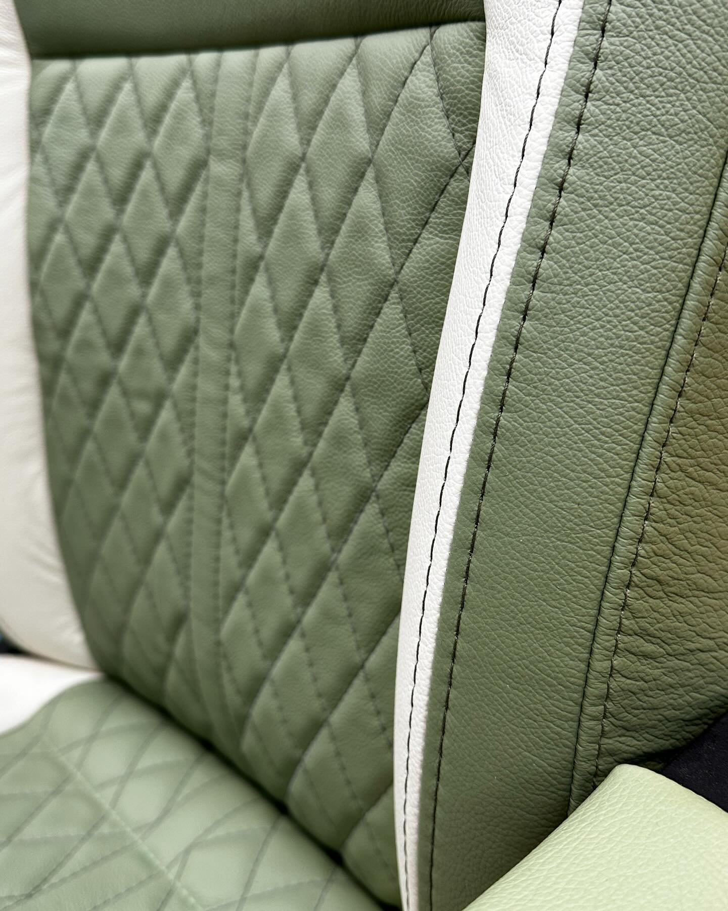 Nice when a customer chooses something different. Lovely Spring colors. 🐣🌷