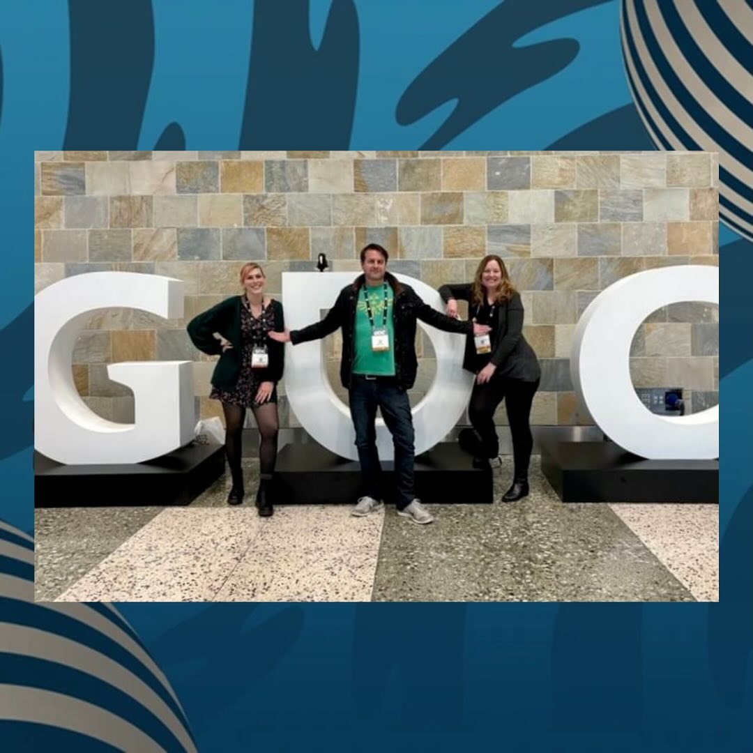 #fbf to my first @official_gdc last week! Happy reunions with @worldsoundtrackawards alumni @adiescar & @maclainediemermusic + fellow antipodean @angelalittlemusic; watched @gordyhaab & @a.wintory win a swathe of @gameaudionetworkguild awards, rode the carousel with @csunmusic colleague @kyle_simpson_composer, celebrated @marieisaking & @brunetteinc being awesome at the G.A.N.G Town Hall, connected with developers from MANY countries (notably @noxnoctisgames who share a choir & 🎸 piece name with me) and explored the coffee, streets and record stores of San Francisco. 😀🇰🇬🇮🇪🇨🇦🇫🇷🇧🇷🇨🇱🇨🇳🇧🇪🇨🇭🇺🇾🇰🇷🇪🇸
.
.
.
#gdc2024 #gamemusic #gamedev #gameaudio #awesome #sanfrancisco