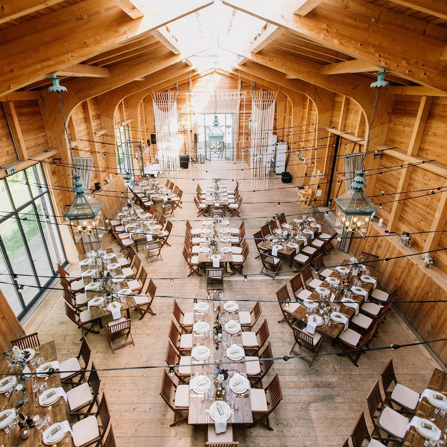 Hier ist für jeden Platz.
Foto: @fabijanvuksic
#eibenhofbadsaarow #eventlocation #weddinglocation #eventscheune#feiernamscharmützelsee