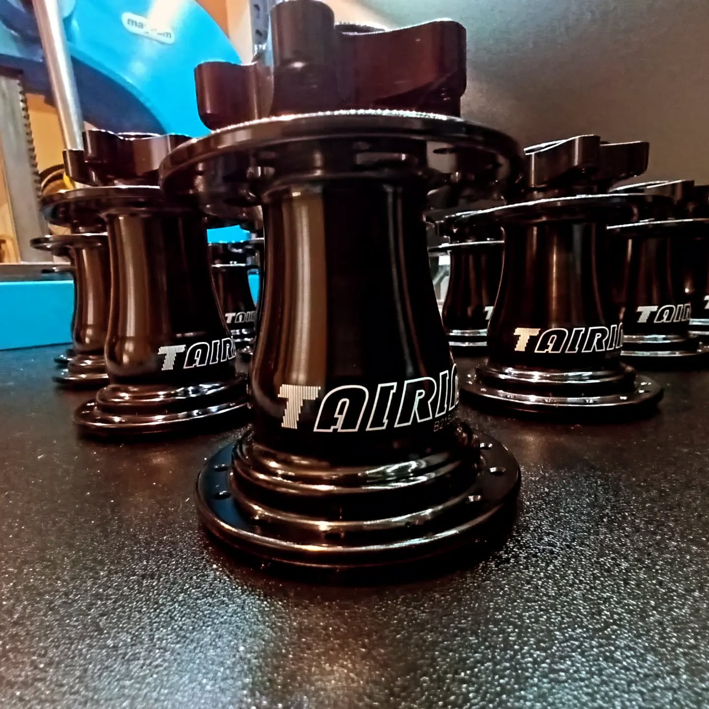 We've been at it non-stop through the winter. Thank you for choosing us!
.
.
.
#patented #globally 💯 🚲🚲🚲 #canadian #bigbearings #quality #assembledhere #handbuiltwheels #wheelsets #engineered #proprietarydesign #performance #wheels #boost #premiumalloy #tubeless #tubelesswheels #tairinwheels #enduro #mtb #enduromtb #yvr #604 #hub #wheelbuilding #bike #bikelife #vancouverbc