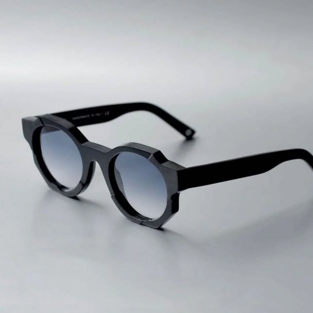 OPHY eyewear 🤩
#iconic #design #sunglasses #perfect #leslunettesdebenjamin #opticiens