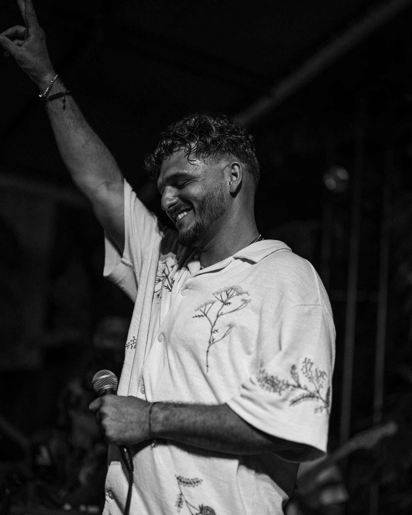 Just an astonishing amount of love in the room (covered outdoor space?) for @moreorless929 at @lauderale on Saturday. A great musician, a great performer, and a great human being.
#hiphop #localmusic #photography #concert #concertphotography #music #musicphotography #southflorida