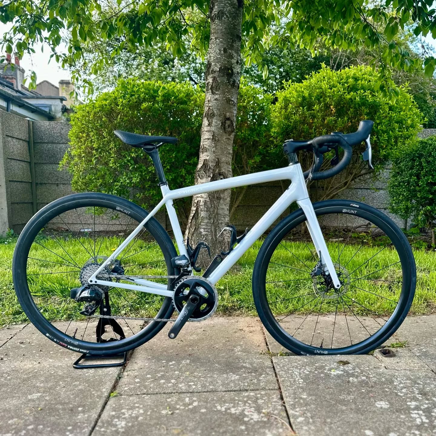 Specialized Aethos, came in for a frame swap after a accident. Speechless about weight it is incredibly light. #repairs #spokeshed #bikerepairs #roadracing #cycle #bikes