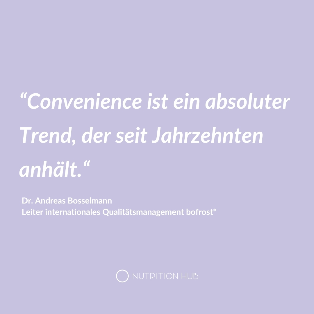 💯🔥 Wir fassen nochmal zusammen, was die Ernährungsexpert:innen im Deep Dive zum Trend Convenience Food & Essen to go beobachten.
🎯 Diese drei Entwicklungen solltet ihr im Auge behalten:
1. Effizientes Kochen 2.0: Mit smarten Technologien und hochwertigen Fertigprodukte wird kochen effizienter. Weniger Aufwand, mehr Genuss! 🍳✨
2. Esskultur im Wandel: Emanzipation, New Work und steigende Mobilität bringen Essen an vielfältige Orte. Individualität ist der Schlüssel zur Identität. 🌍🍴
3. Smart Home, Smart Food: Intelligente Technologien im Haushalt nehmen uns die Arbeit ab. Guided Cooking, Assistenten und Chatbots erleichtern die Essens-Planung. 🏡💡
Weitere spannende Beobachtungen und Aussagen von Expert:innen wie @lustesser, @anjatanas, @marina.lommel, @dagmarvoncramm, @niko_rittenau, @frederic.letzner.official und vielen, vielen mehr findet ihr in der Slide-Show und natürlich in unserem aktuellen Deep Dive "Convenience Food & Essen to go". 💜 Den Link dazu gibt es in der Bio!
