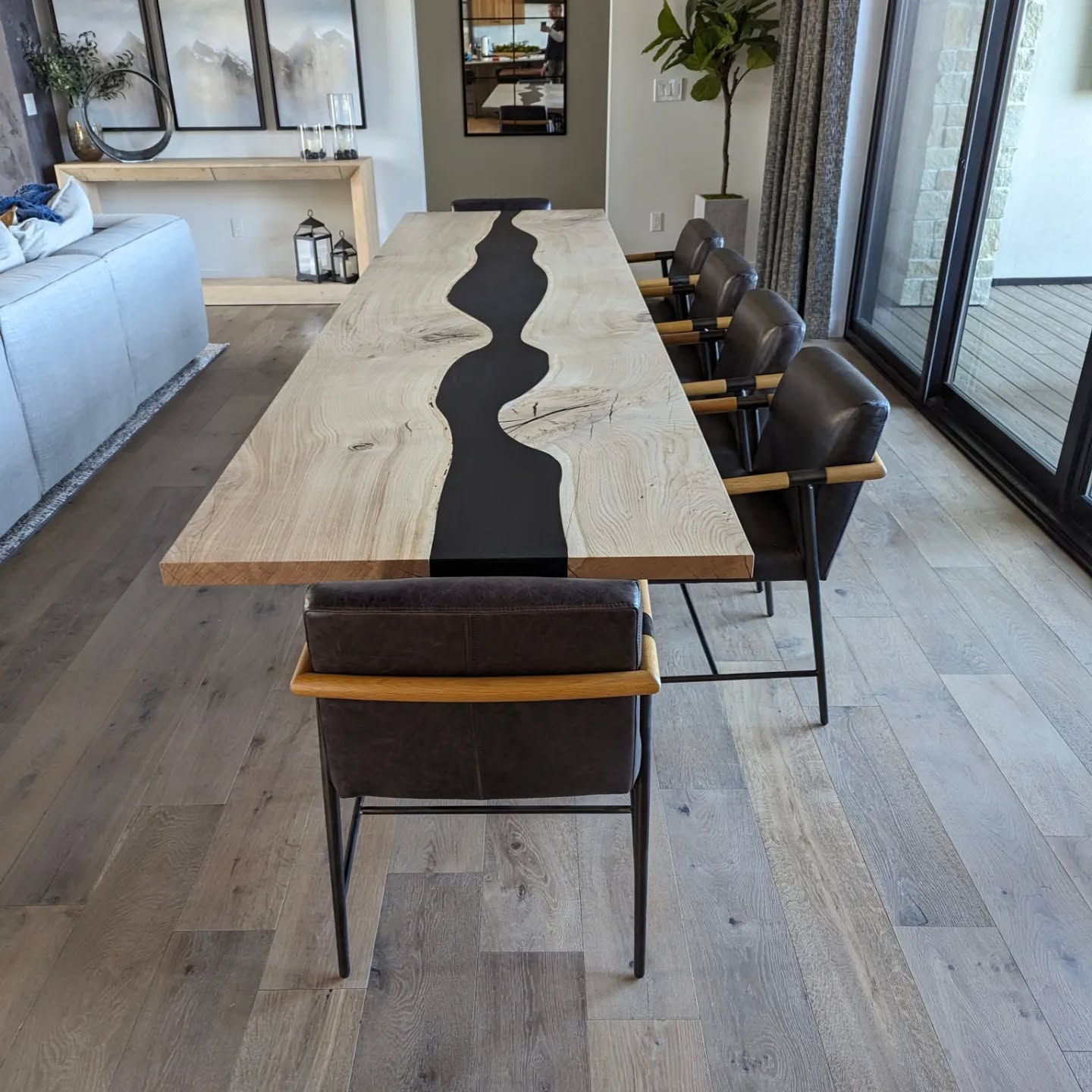 Here's a dining table from a recent delivery. Oak and laser cut steel river. We used the upper portion of a historic European Oak that came down from here in Denver. This tree had papers from the forestry division saying it was the first or second largest Oak in the state of Colorado back in 2001. Glad to see it will carry on for years to come.
.
.
.
#europeanoak #diningtable #steel #river #details #interiordesign #modernhome #customfurniture