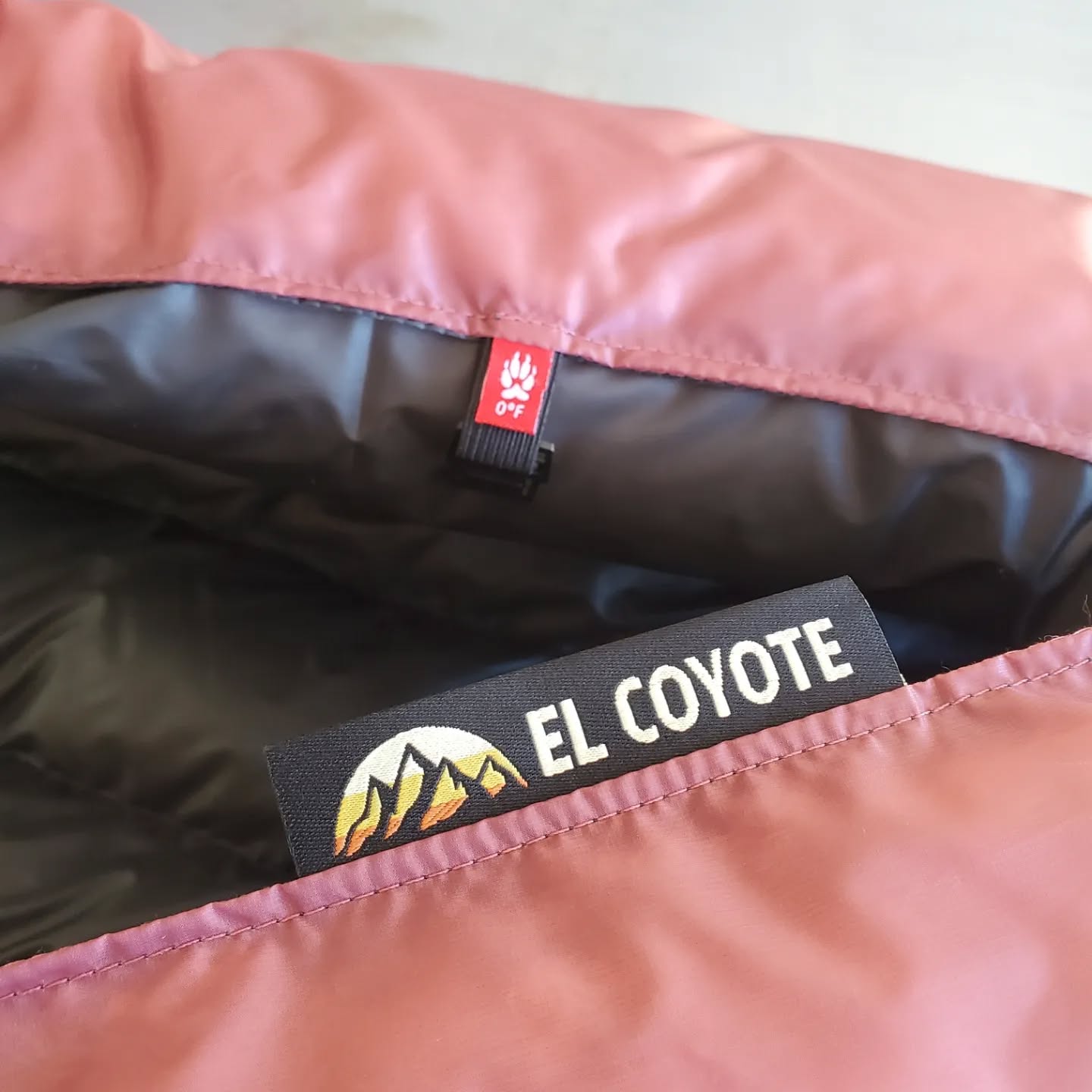 Another zero degree AlphaLite Quilt. This one in the new Dusty Mauve micro ripstop 15D is heading to our customer Kelly in Arkansas. Thanks Kelly!
Always Handmade in USA 🇺🇸