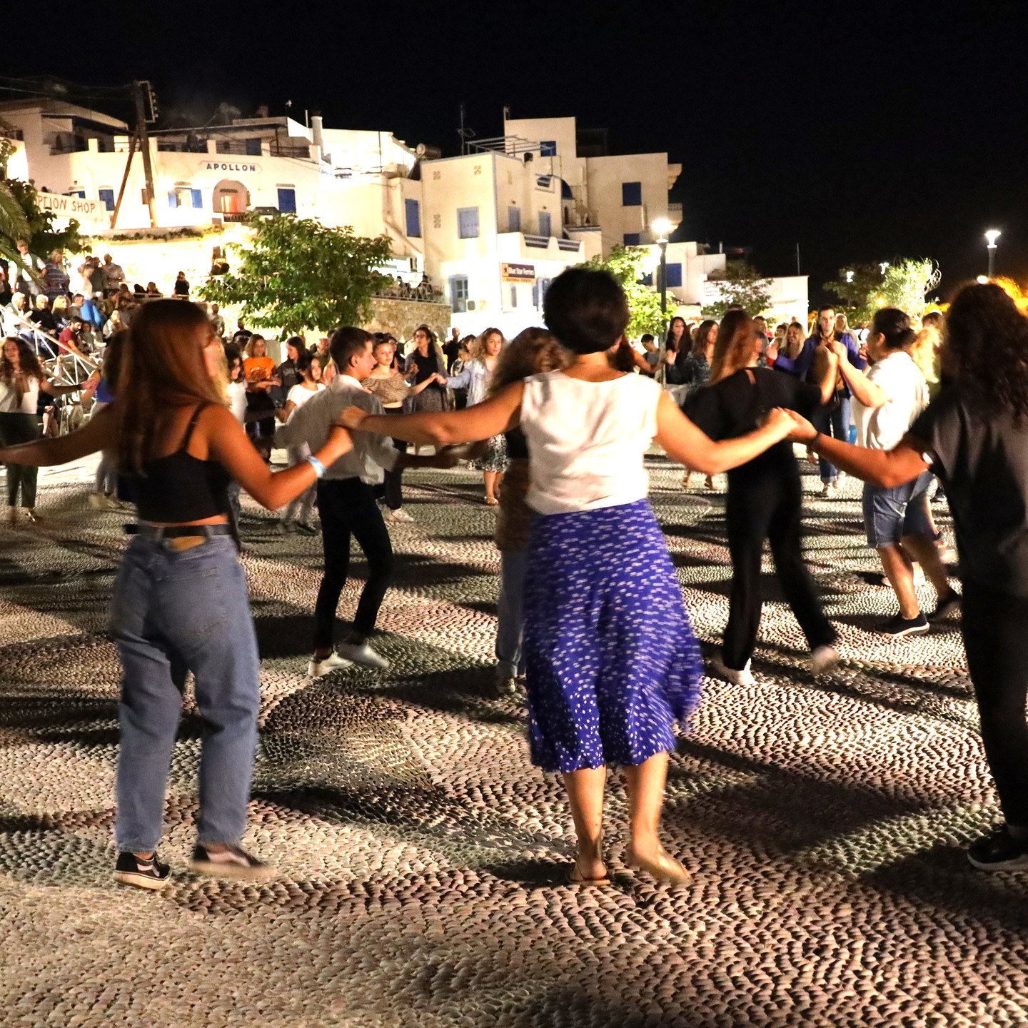 Greek chain dance at the port of Aegiali, Amorgos island
#goinggreece
#goingtogreece
#greece_whispers
#divineingreece
#perfect_greece
#cyclades
#cyclades_islands
#my_greece_
#visitgreeceguide
#visitgreecegr