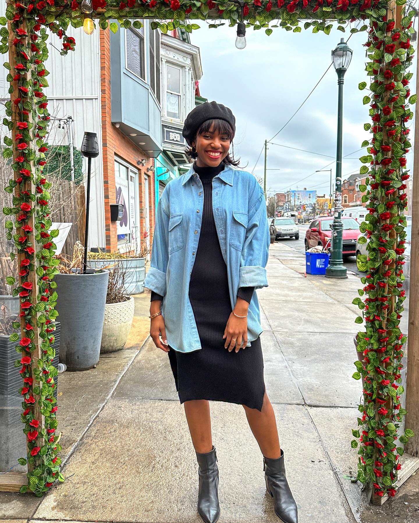 🎵 Innnnn West Philadelphia…chillin’ out, maxin, ‘ relaxin’ all cool
1. Quick stop in West Philly
2. Bullseye! Had to be documented lol
3. My Sis @cjlove1art came to visit and see the show!
4. My girl @berlande surprised me!
5. Grateful for friends who support me 💜
6. Reconnected with Lard Dog
7. The Four seasons, Baby
8. We like to party!
9. Rocky Balboa 🥊
10. Philly things with my LS @danni_the_maven
#actorlife #musicaltheatrelife #tourlife #northcountrytour