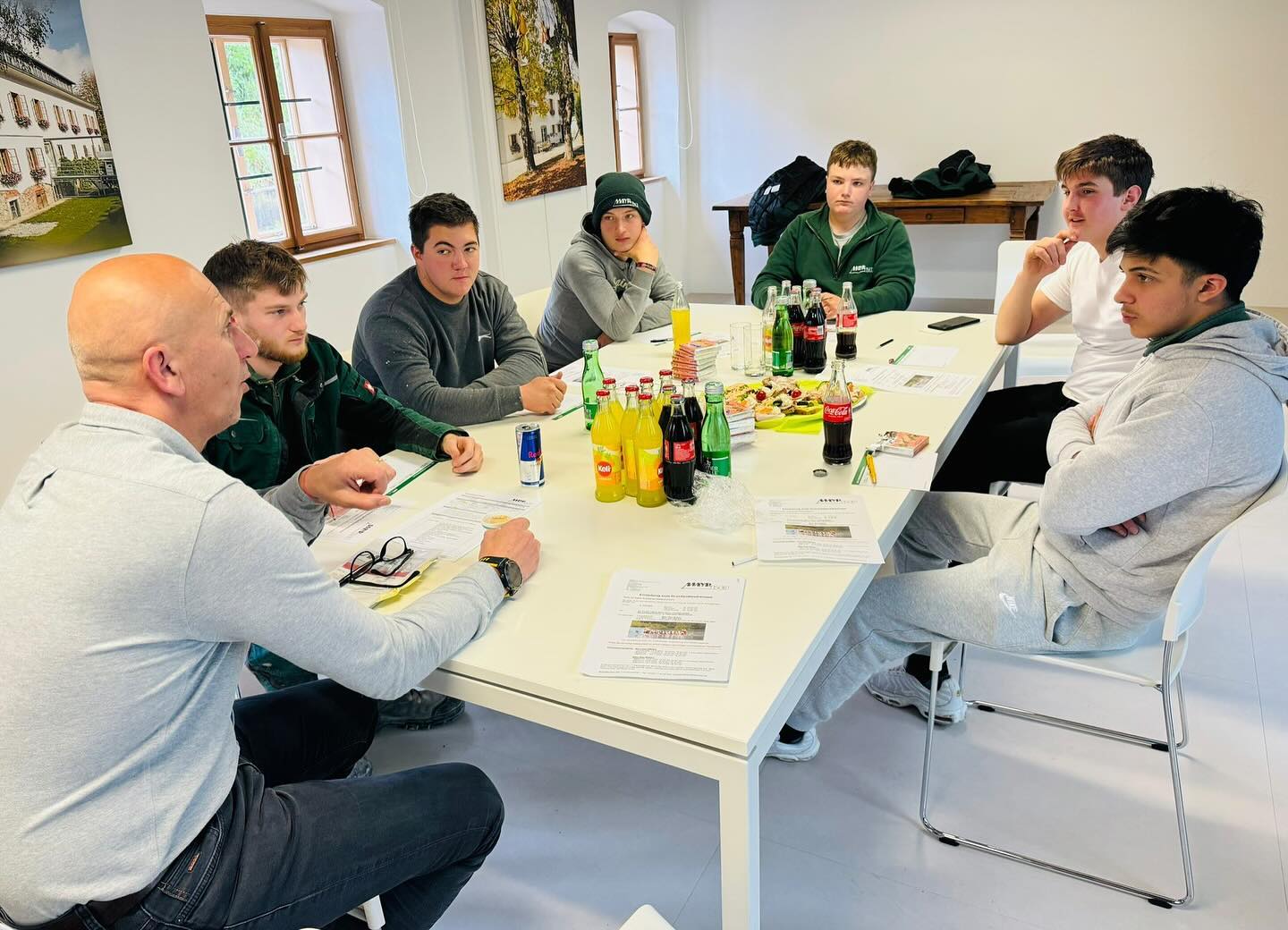 Unsere Jugend am Werken 👍
#lehrlingsschmiede
#lehreambau #steyr #mayrbau