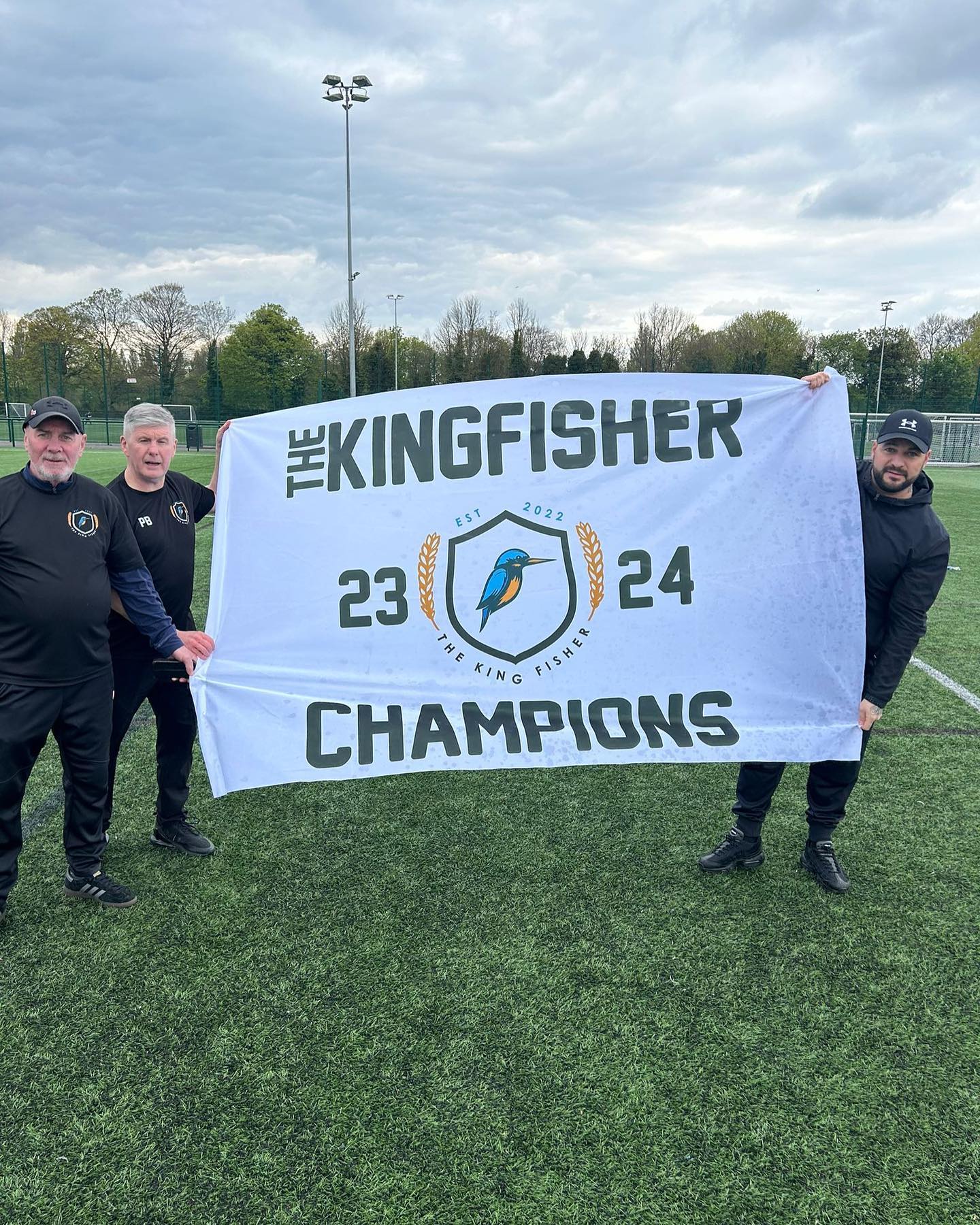 LEAGUE WINNERS 😎 what a fuckin belter firm we got there yano fuckin boss gang of lads the lot of them 👏🏼👏🏼👏🏼 Well done Boys UP THE FUCKING KINGYYYYYY