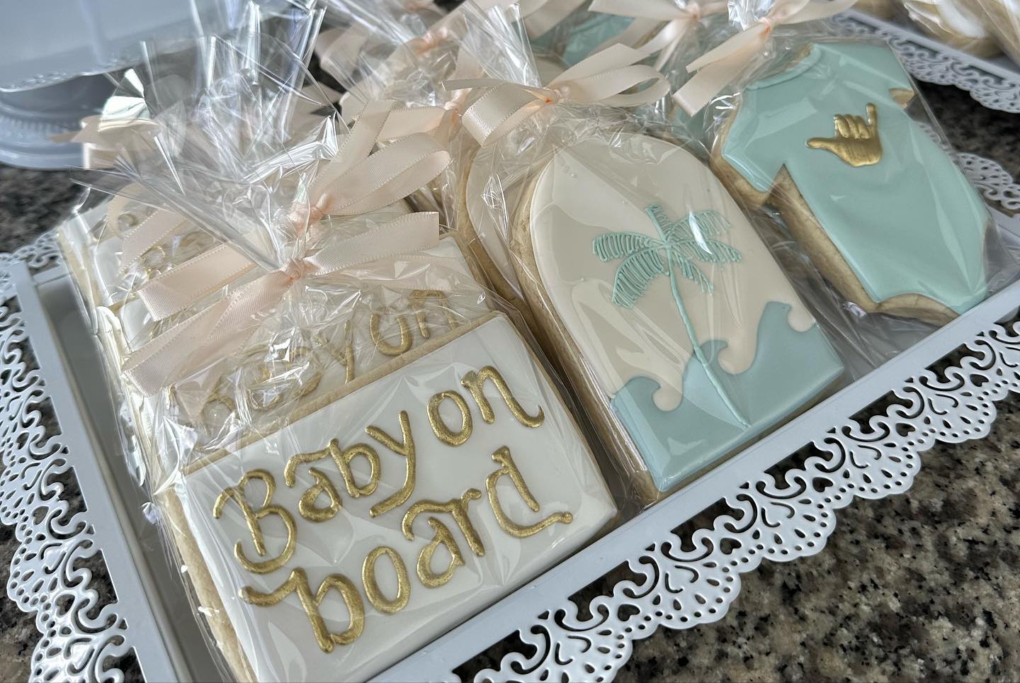 Sweets & Eats 🧁🌊🍼