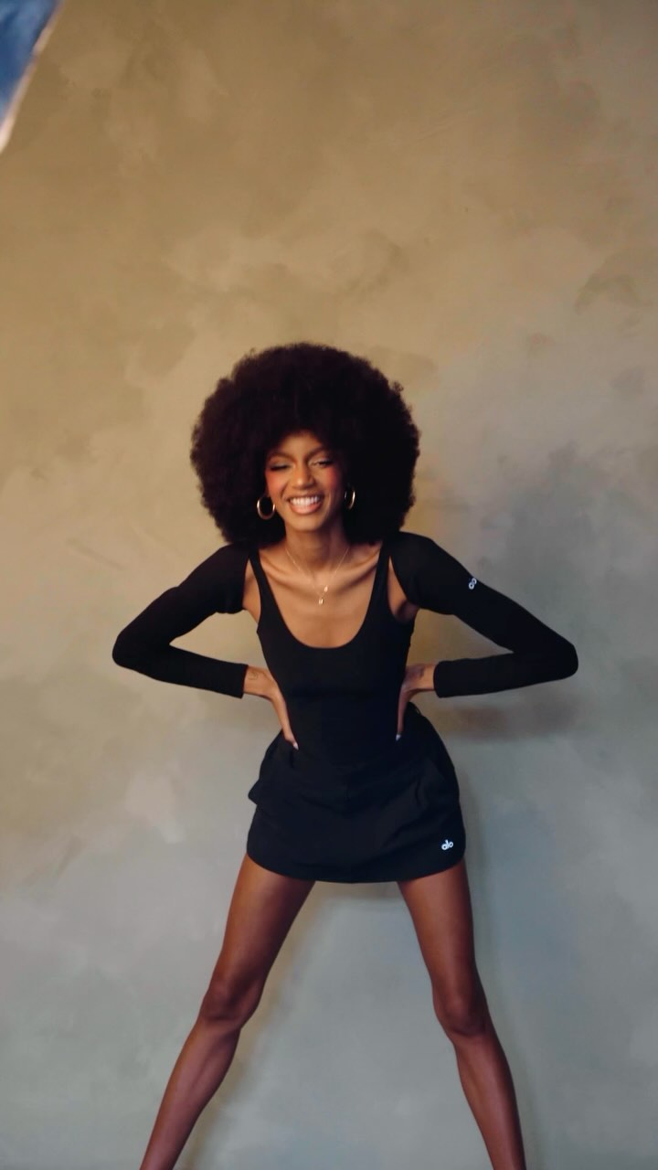 “AFRO SMILES”🌷💫 w/ @eboneedavis & @jordanviision & @sotastudioss
Shot & edited by me
Now we all love Behind The Scenes but for me I love making BTS footage look cinematic and tell a story.
And what better story to tell than a black girl and her Afro!🫶🏿💐. This was my first or second time working with @eboneedavis and this day was out of the blue but it was magical with the lighting and just the vibes and location thanks to the homie @jordanviision and @sotastudioss
I would love to capture more moments like this for brand influencers, content creators, brands and more show want raw and real emotion for what they need 🫶🏿.
I hope y’all enjoy and I missed y time to post 😂so yall make sure to share and like for me and let me know what you think! 🫶🏿🙏🏿
Yall love cinematic Behind the scenes
