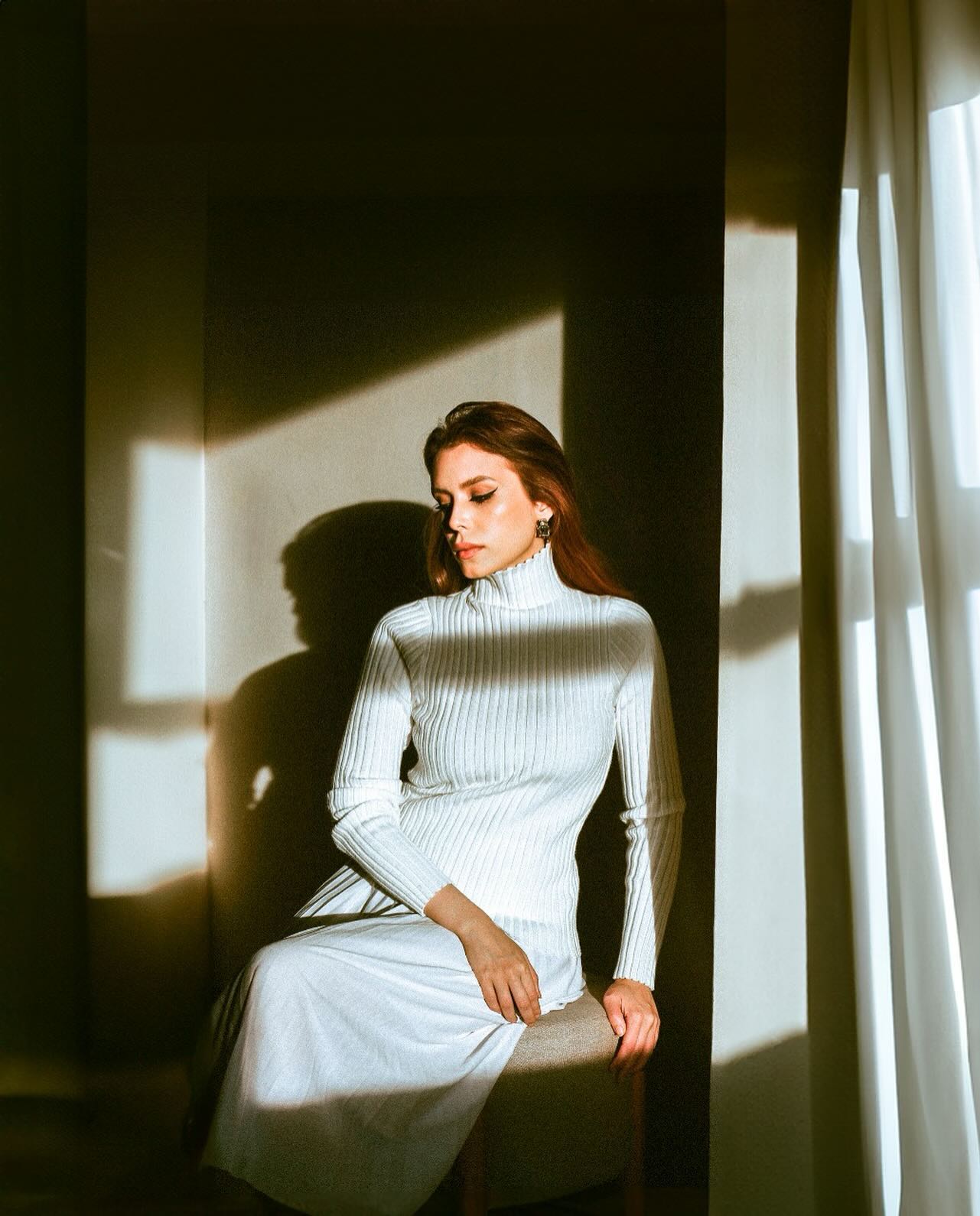 Às segundas, usamos branco.