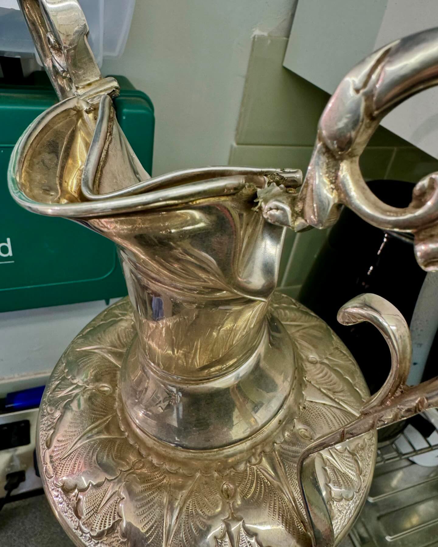 A fantastic repair our silversmith has done to this damaged trophy and turned around in a week! Repaired and silverplated. Looks just as good as it did when new! There’s more to us than just shoe repairs!
#haslemere #surrey #godalming #guildford #liphook