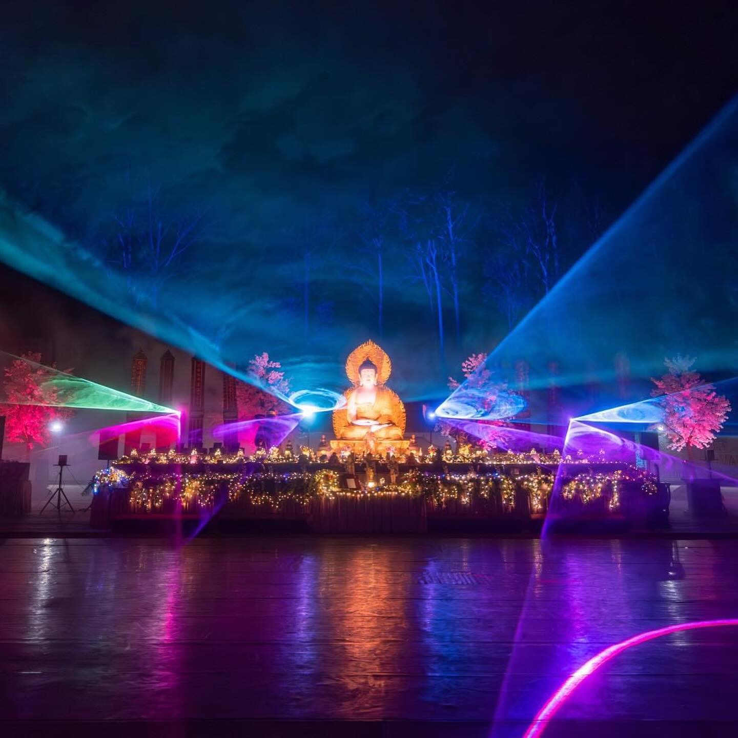 🎉 Saturday evening - 4th MAY - just got EPIC! 🎉
Ready for an unforgettable experience? Join us at our Official Festival Ceremony where the excitement never stops! 🌟
Prepare to be amazed by:
🦁 Thrilling Lion Dance
🙏 Heart-warming Prayers for World Peace & Harmony
🎭 Stunning Cultural & Art Performances
✨Mind-blowing Laser Light Show
Hurry! Seats are limited and going fast! ⏰ Be there early, kicking off from 🎬 5:30pm to 7:30pm. 🌆
Round up your friends and family – this is one event you don’t want to miss! See you there!
🤩 #EpicFestival #BringOnTheFun #BuddhaBirthDayFestival #Weekend #CityOfLogan #Brisbane #LionDance #DragonDance #CulturalPerformances #LaserLightShow #MustDoBrisbane
#lasershow