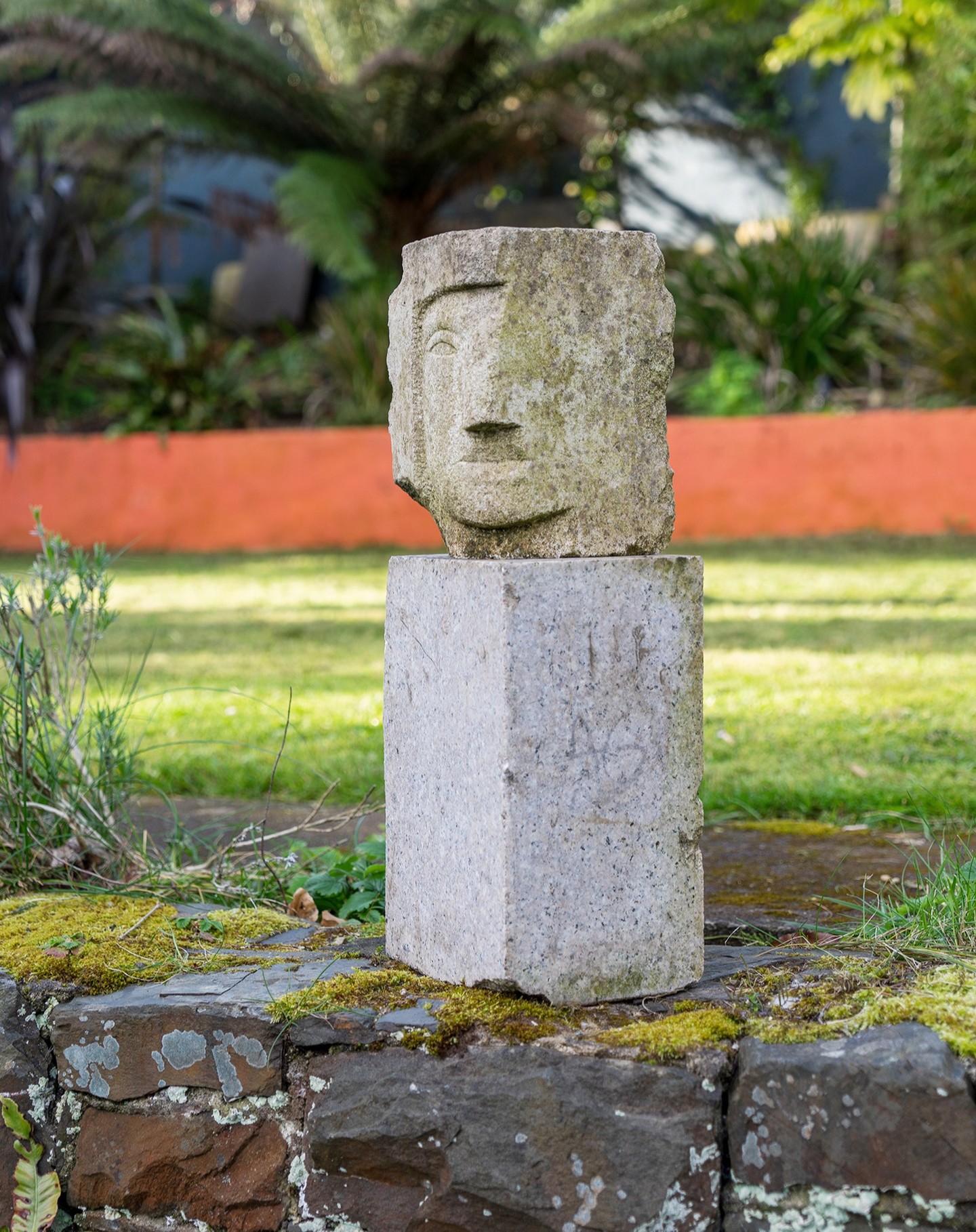 We’re hosting our first 'Open Evening' at the gallery on Friday 7th June, 6—9pm. You are officially invited to drop in and join us for a cocktail! We’ve made some exciting new acquisitions of sculpture and painting that we’d love you to see—there’ll be some permanent works on display and a few on loan. If we get a bit of sunshine, the garden will be open too! Hope to see you here ;-) #homegallery #gardenparty