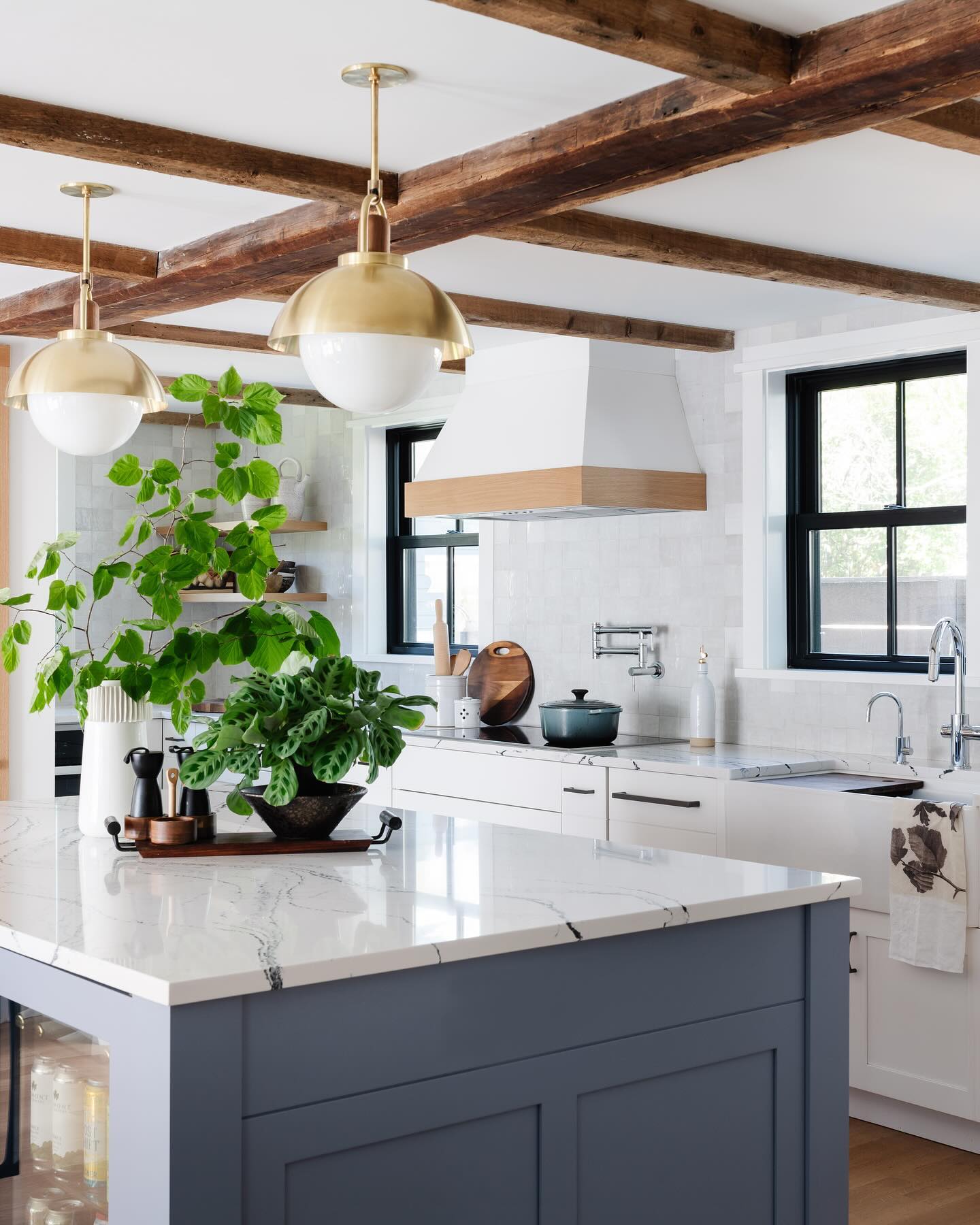 Witness the transformative power of design as we breathe new life into this once-antiquated space. From outdated to extraordinary, every detail tells a story of renewal and elegance. ✨ #InteriorDesign #NewEnglandDesign #KitchenTransformation #BeforeAndAfter