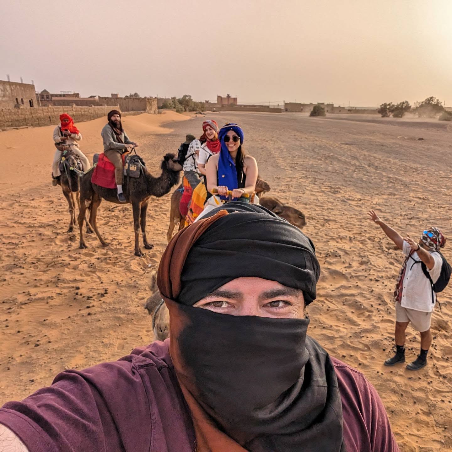 Looking for that hidden oasis #morocco #sahara #saharadesert #merzouga #desertlife #oasis #desert #adventure #camelriding #camels #camelride #trekking