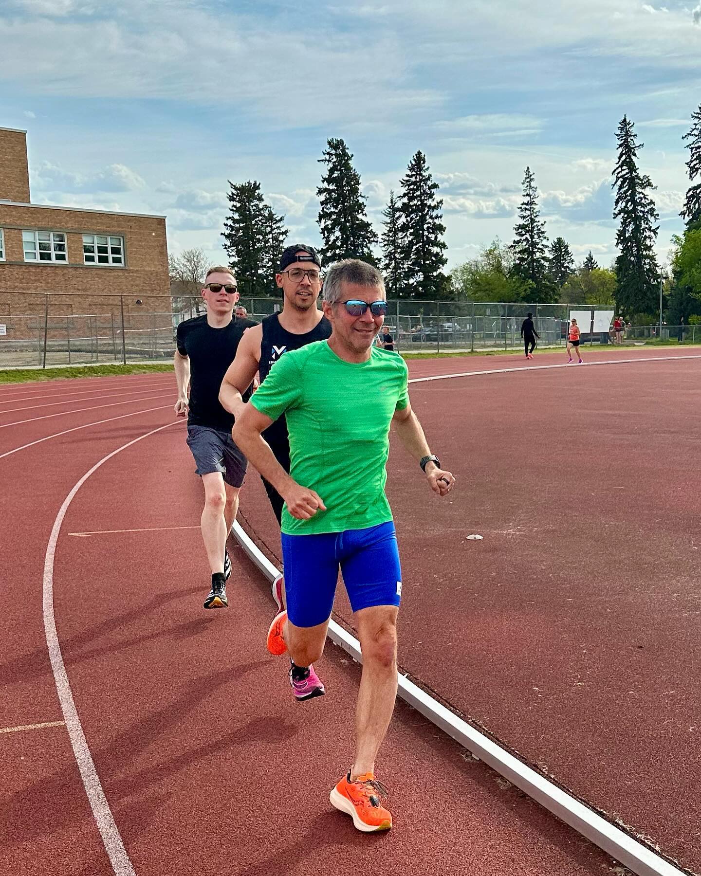 Thursday night track ❤️
#yegrunners #yegtrack
📸 @bakersteveyeg