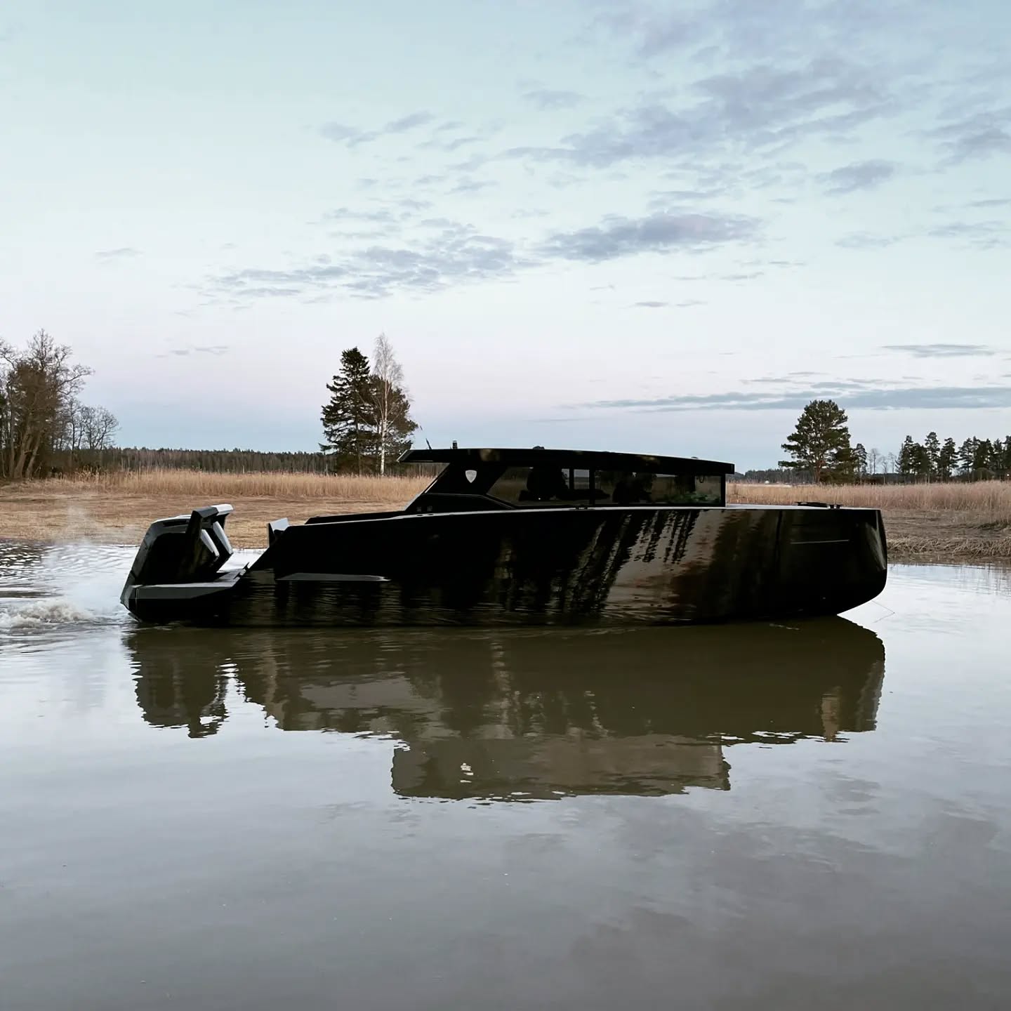 Brizo Yachts BY40SC OB Test Drive
#brizoyachts #brizo #aluminiumboat #aluminumyacht #fastyacht #volvopenta #mercurymarine #garmin #luxurytoys #luxuryyachts #monaco #cannes #mediterranlifestyle #bigtoys #bigboystoys #mercurymarine #gentlemanschoice #gentlemansride #madeinfinland #v12600