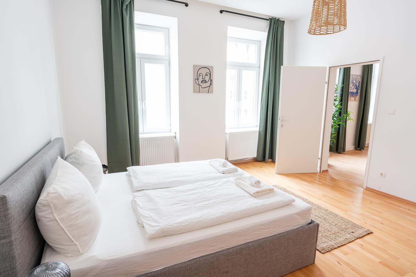 Your home away from home.
© @michaelsabothafotografie
#wien #vienna #travelvienna #citytrip #viennatouristboard #apartment #apartmentdecor #prater #praterwien #viennanow #viennaaustria #viennagram #riesenrad #riesenradwien #explorevienna #whattodoinvienna