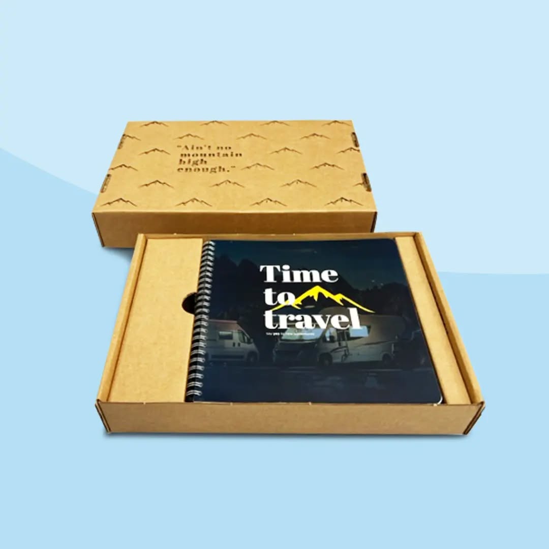 Afscheidscadeau in opdracht van DHL.
#portfolio #studio_vo #graphic #design #grafisch
#designer #grafischontwerper #signing #belettering #presentatie #visuals #vormgevers