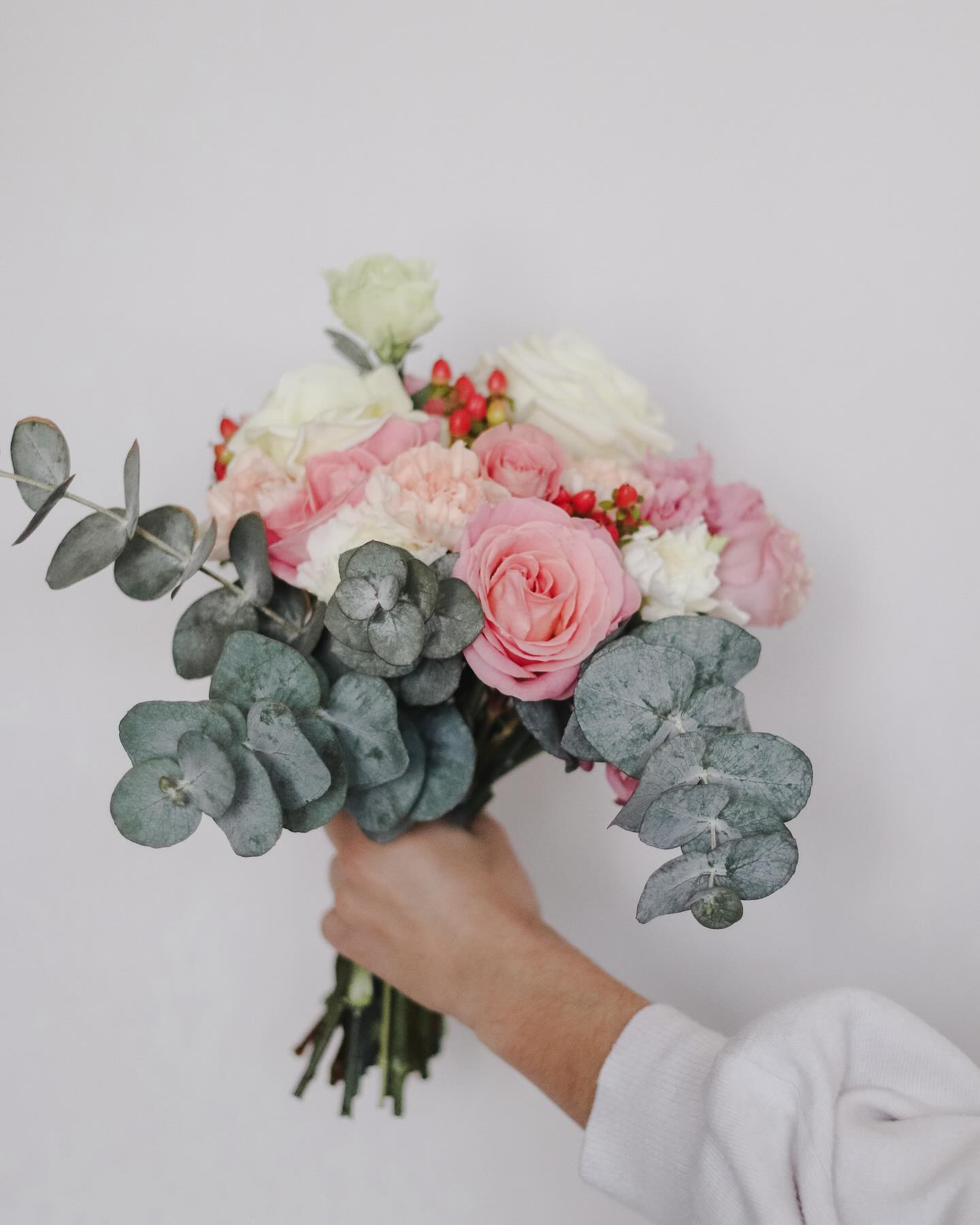 For @brunella.flowershop 💐
Para @brunella.flowershop 💐
.
.
#photography #productphotography #fotografia #photographeraz #fotografogdl #flores #photooftheday #photographer