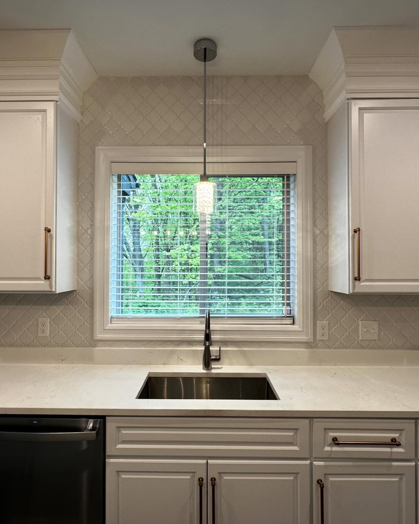 Wish every day could be a backsplash day!
