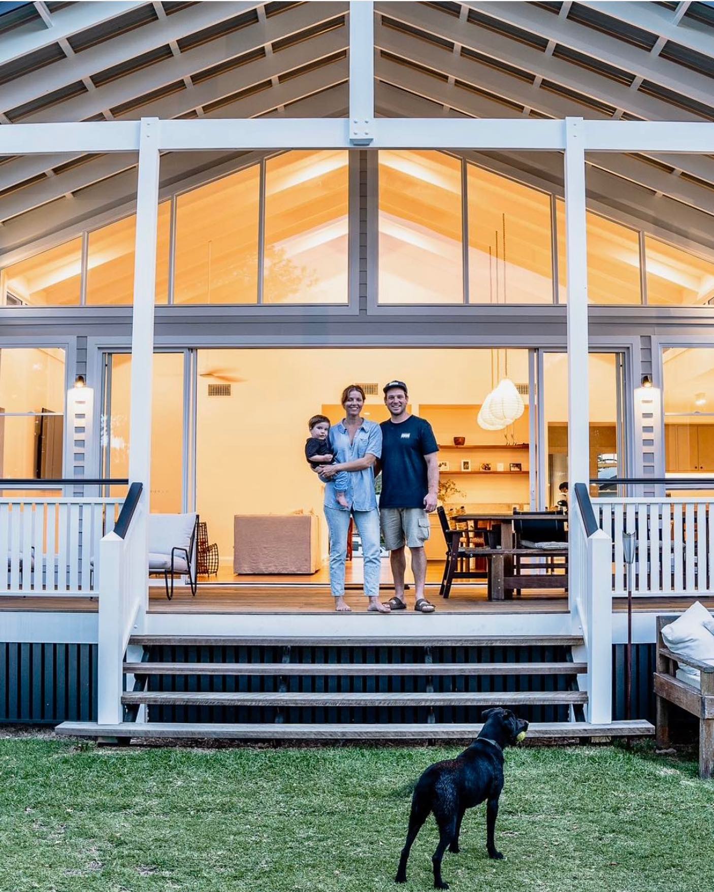 Congrats to our clients on completing their #ownerbuilder journey. 🎉
We’re thrilled to see them move in to finally enjoy all of their hard work and the comfort of their new home.
Photo credit to @elkelectrical who has lit this one up 🔥