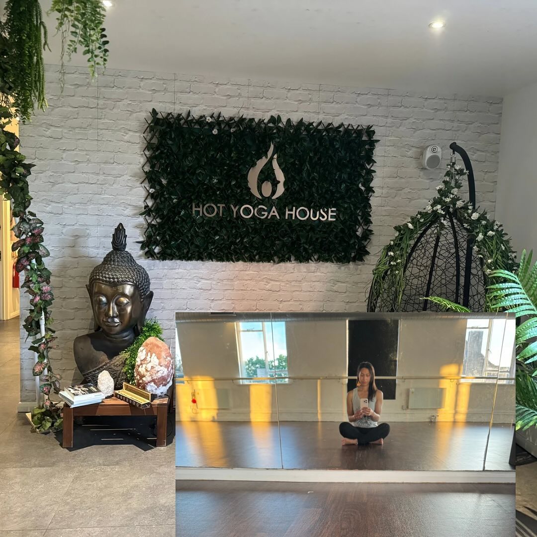 I’ve come full circle - after completing my yin yoga training almost a year and a half ago @hotyogahouse with @tessa_rohrig then coming back to teach yesterday evenings yin yoga class felt wonderful 🙏🏼🧘🏽♀️
#yoga #yogalife #yogateacher #yinyoga #hotyogastudio #yogalove #followyourdreams