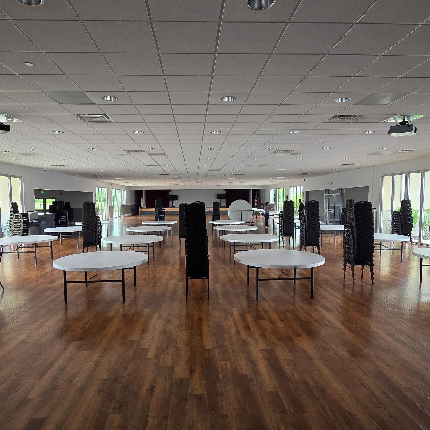 The Before and After of Drapery and Lighting. ❤️ ❤️ ❤️