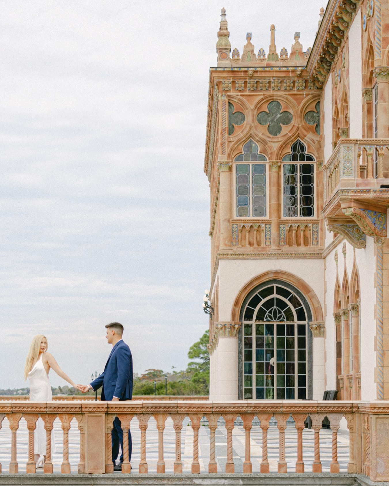 It’s finally warming up here in New England which means wedding season has arrived! Thinking back to this wonderful winter escape to Florida and session at @theringling 🤍