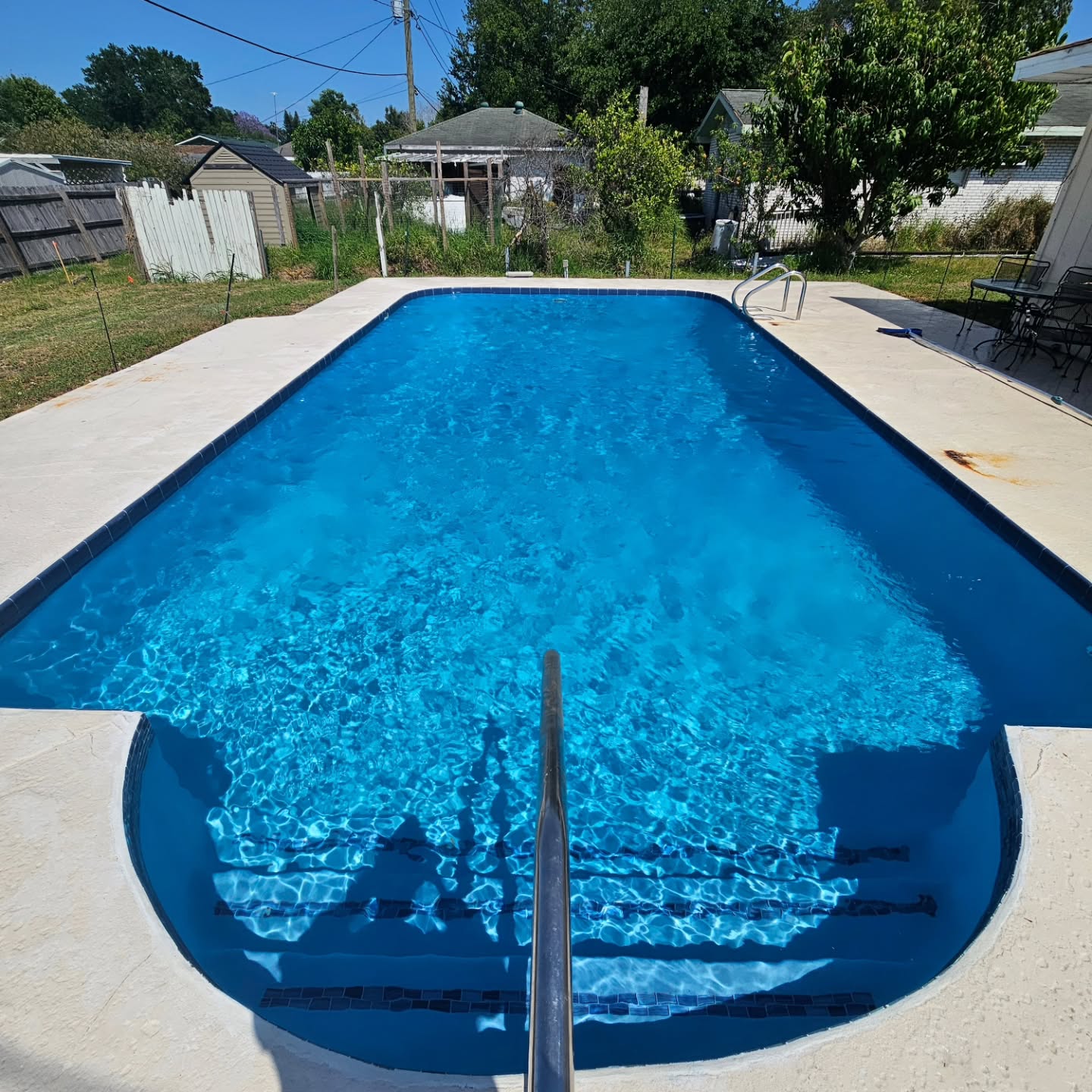 Pleased to complete this renovation for our client in Lake Alfred. Another St.Thomas pigment finish to give it a good pop of color to an uncovered pool.
