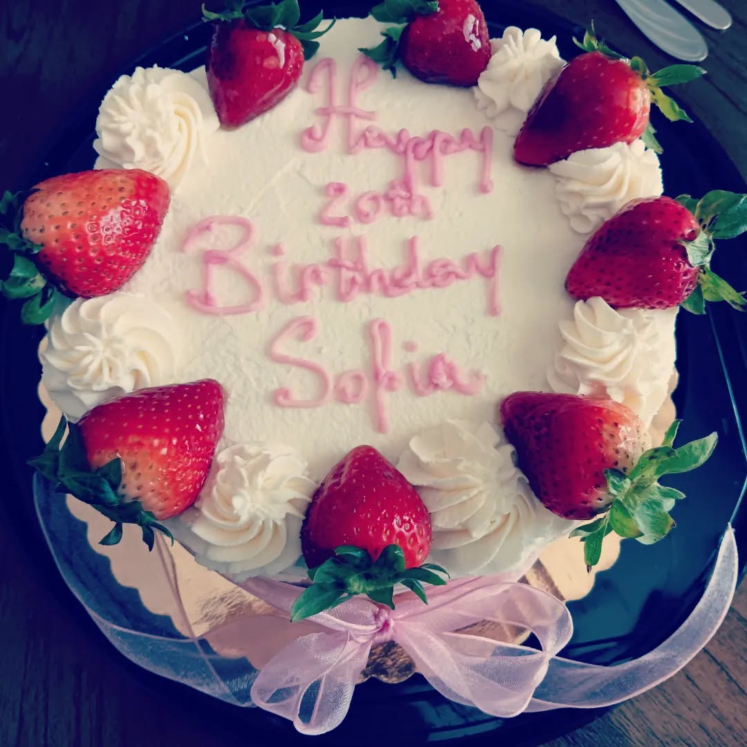 Yesterday was definitely an eventful birthday to start off my 20s. Thanks to my best friends for celebrating with me I love you all very much ❤️