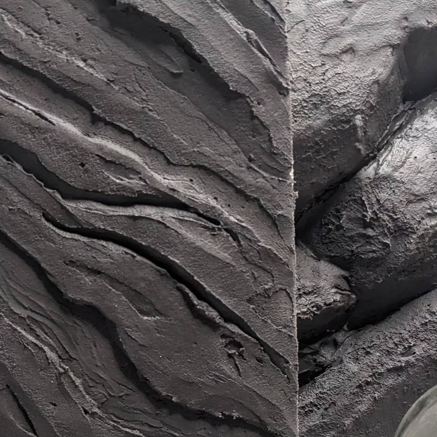 .
⛰️ Rock and Stone Accent Walls in GTA.
🔨 Commercial and Residential.
🫡 Your prime decorative stone installers.
💻 @decowalls.ca
.
.
#decowalls #DecorativeWallsToronto #TexturedWallsToronto #stonewallimitations #decorativestone#NaturalTextureWalls #interiordesigntoronto #urbannaturalelements #WallTextureContractors #TorontoWallDecor #CustomWallTextures #WallTextureContractors #TorontoWallDecor #CustomWallTextures #DecorativeWallInstallations #NaturalStoneWalls #ContemporaryInteriorDesigns #ModernWallTextures #RusticWallDesigns #DecorativeWallPanels #FauxStoneWalls #InteriorWallFinishes