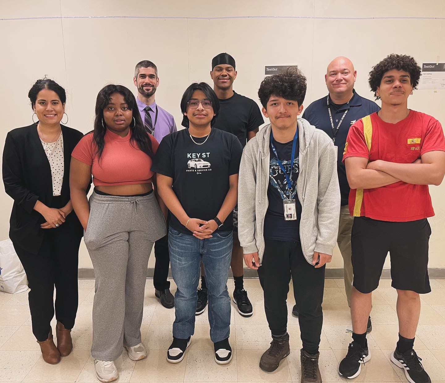 Reflecting on the year and all the hard work of our Lynn Vocational Technical Institute seniors. These students pushed above and beyond earning Google career industry certificates, got real work experience as IT interns at local companies, built their confidence in their communication skills and grew in so many ways as young professionals. We are so proud of them for all their hard work this year with Cultivate Pathways. We are cheering for them as they take their next steps in pursuing their college and career goals after high school.
Thank you to our colleagues Mr Moriarty and Mr Gagner at Lynn Tech for their partnership in providing career learning opportunities for these students!